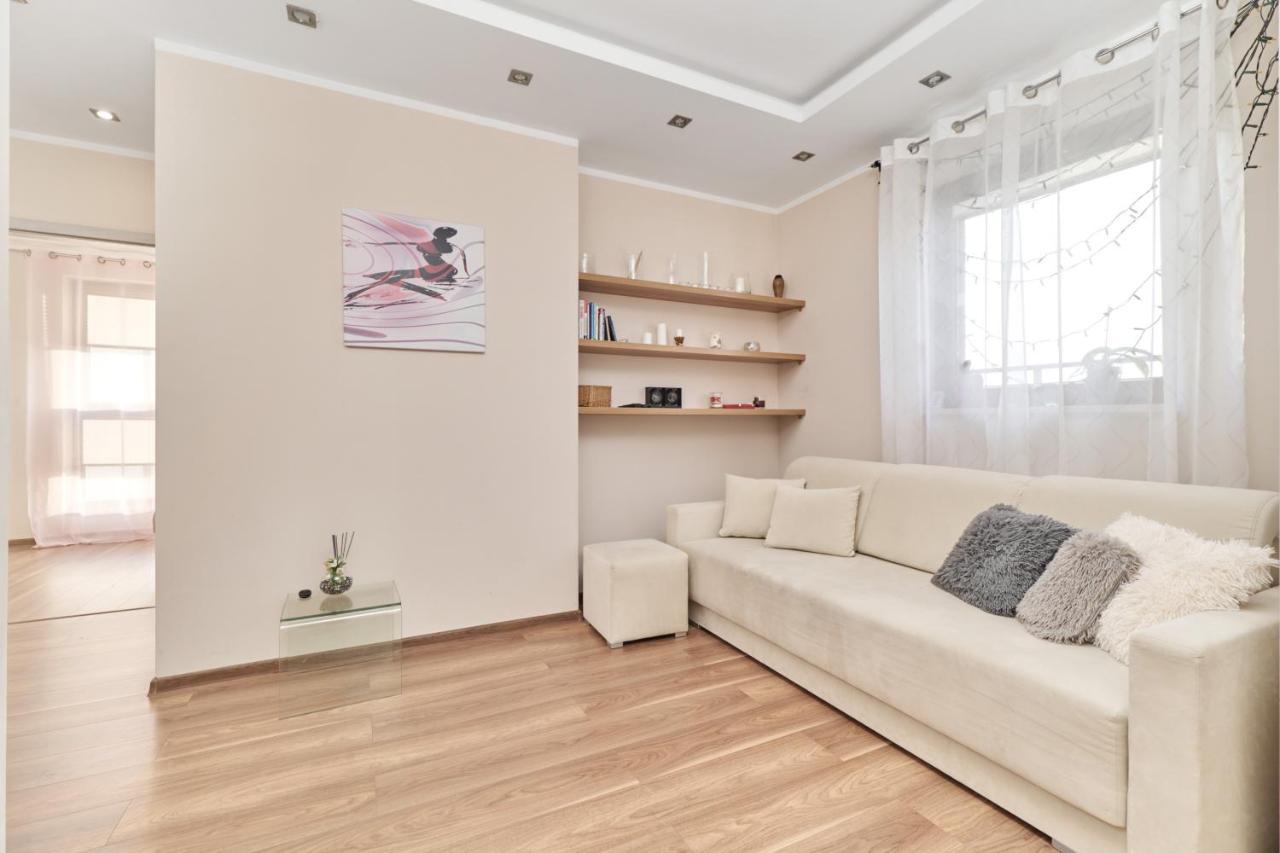 Apartment Wroclaw Krakowska With Balcony And Free Garage By Noclegi Renters Breslávia Exterior foto