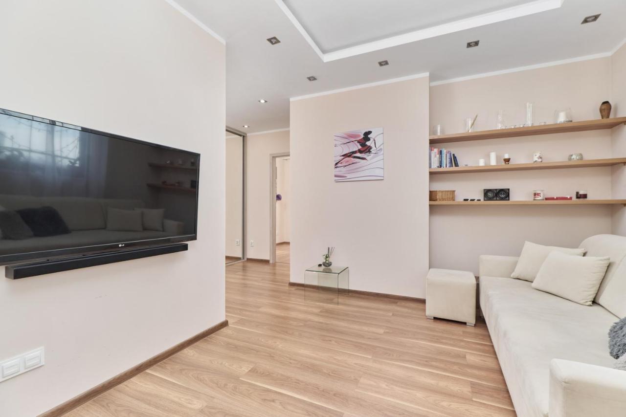 Apartment Wroclaw Krakowska With Balcony And Free Garage By Noclegi Renters Breslávia Exterior foto